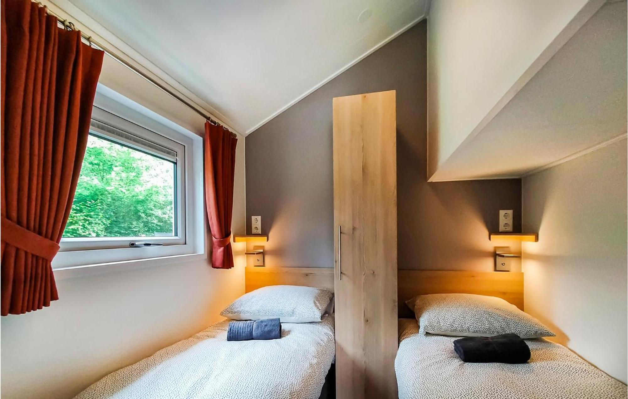 Chalet 49 Oosterwolde  Esterno foto